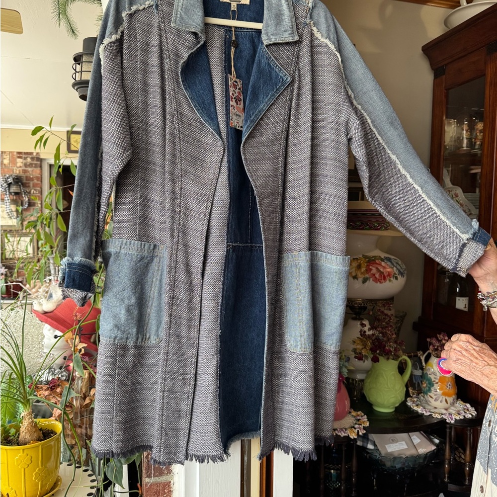 Gimmicks by BKE Women's Denim and Gray Jacket